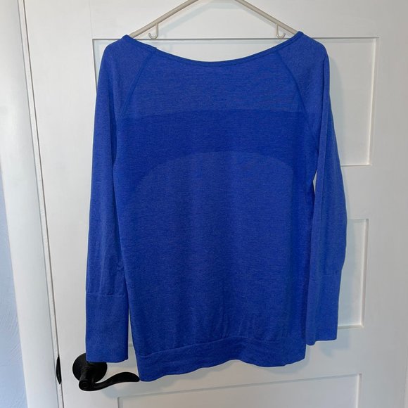 Reebok 3/4 Sleeve Athletic Top - Picture 4 of 5